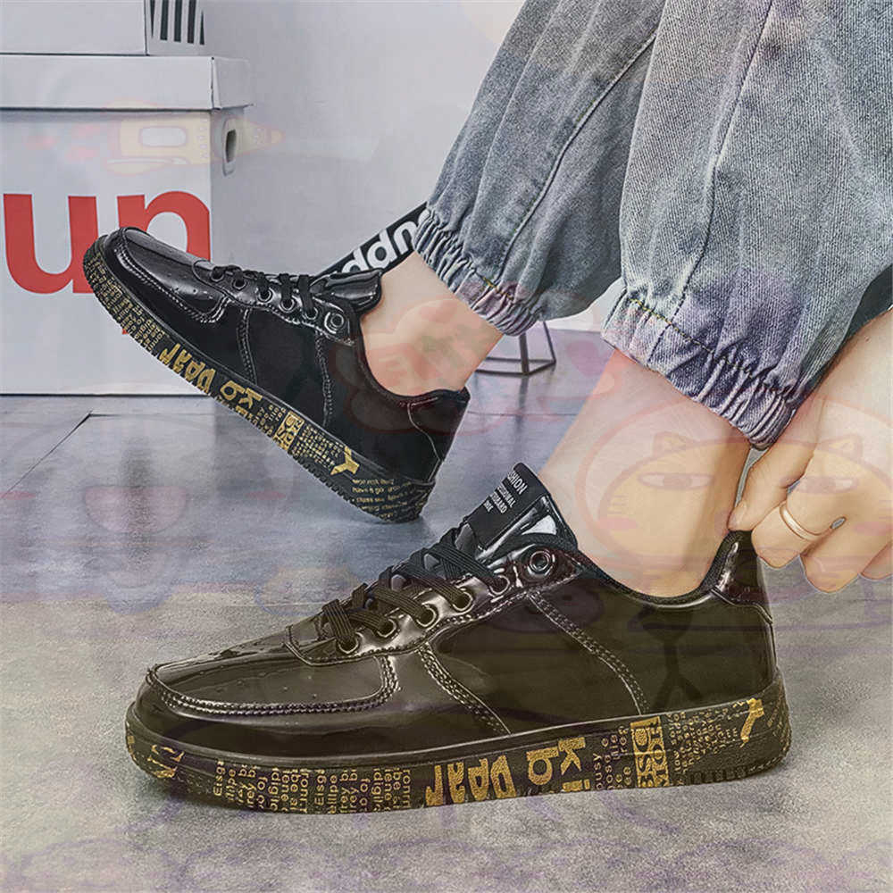 Round Foot Size 45 Sneakers Wh - Streetwear Brand Italy ulasan dan harga